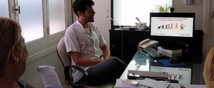 Clase por internet (streaming) para pacientes: Tratamiento nutricional de la obesidad y diabetes tipo 2